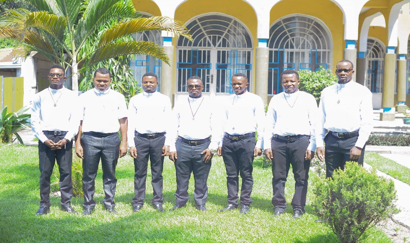 CIFA Kinshasa : Vœux perpétuels de sept frères Assomptionnistes