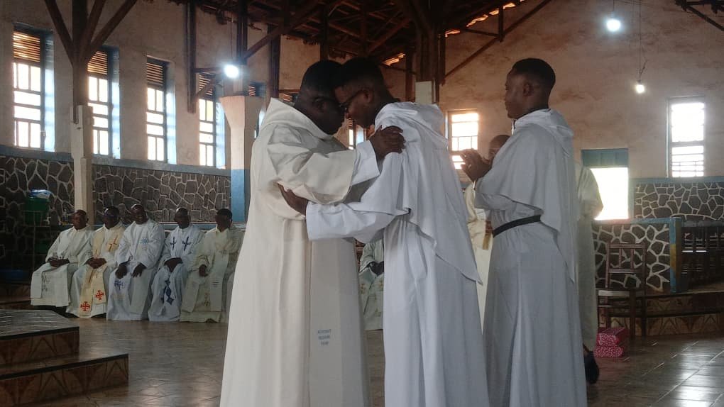 les Frères Justin KAMBALE MULI et Nelson NZANZU MUHESI,, ont émis leurs vœux perpétuels de Pauvreté, Chasteté et Obéissance