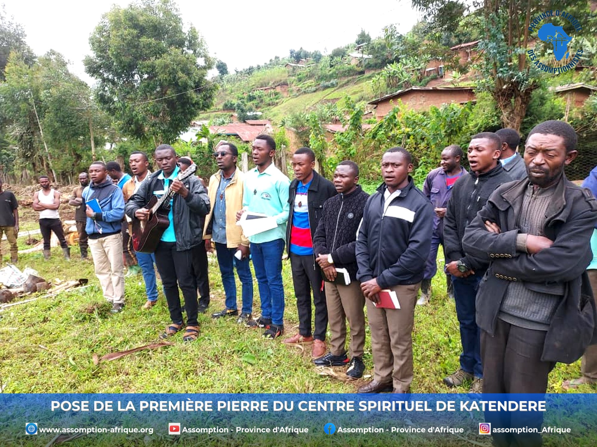 Pose de la première pierre du futur Centre Spirituel de l'Assomption.